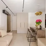 Luxury L 29, Split