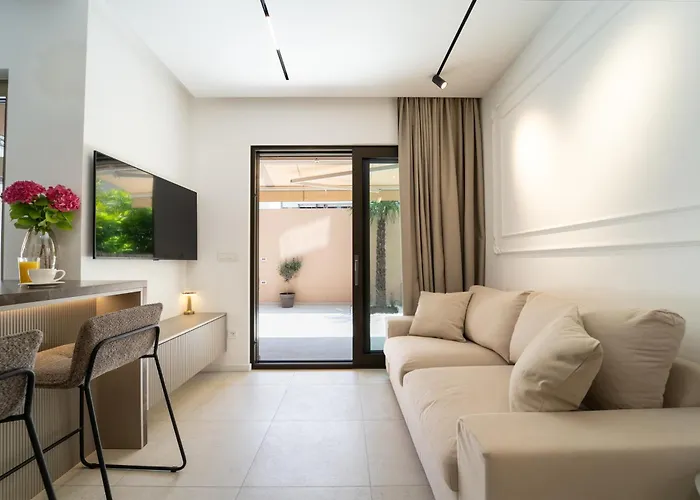 Luxury L 29, 스플리트