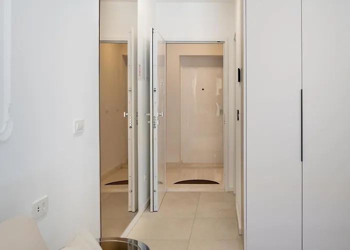 Luxury L 29, 아파트