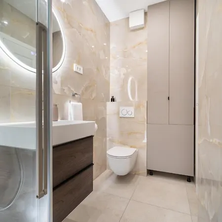 L 29 Luxury With Private Terrace, Apartmán