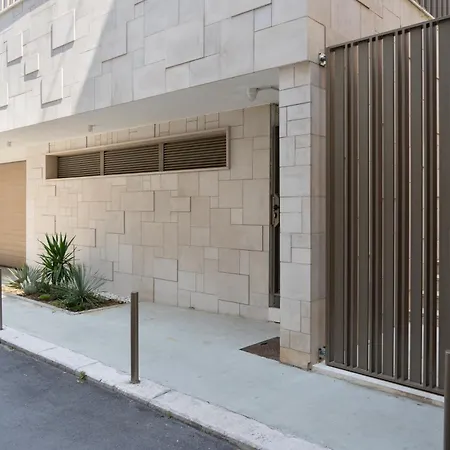 Luxury With Private Terrace, Apartamento