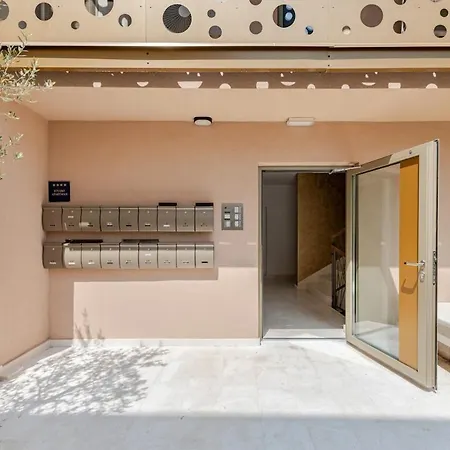 L 29 Luxury With Private Terrace, Apartmán