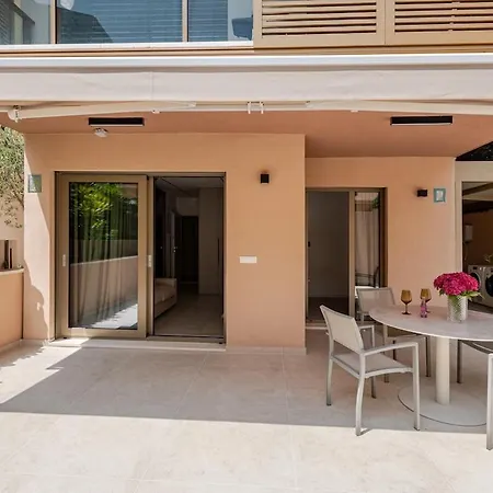 Luxury With Private Terrace, Apartamento