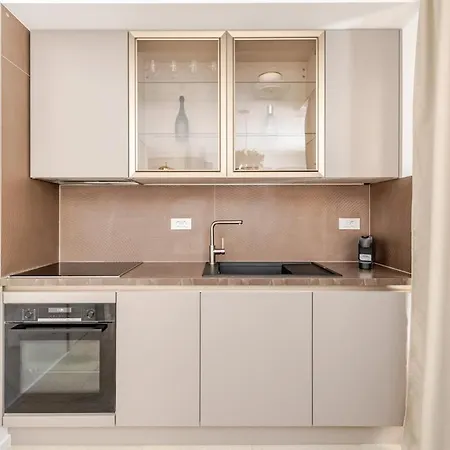 L 29 Luxury With Private Terrace, Apartmán Split